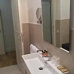 Guest house Rhome Terminal