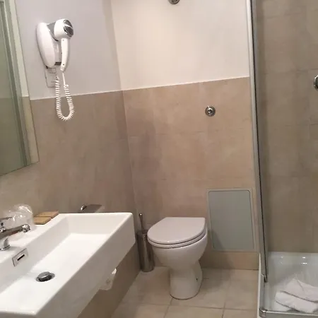 بيت ضيافة Rhome Terminal روما