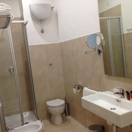 Rhome Terminal بيت ضيافة روما